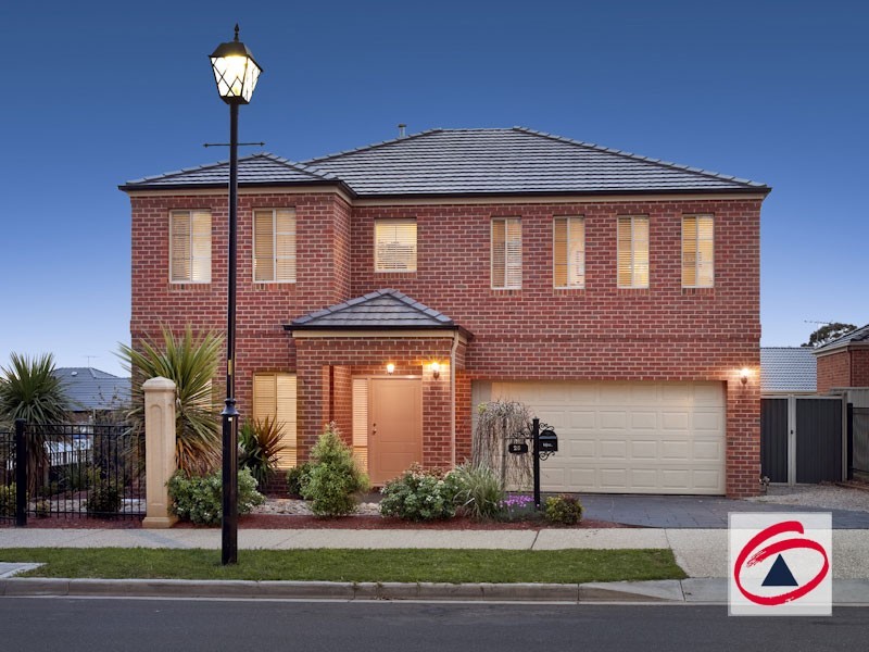 25 Arbour Rise, Pakenham VIC 3810