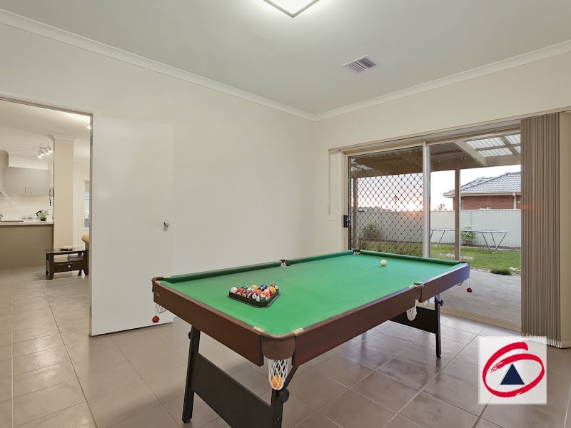 25 Arbour Rise, Pakenham VIC 3810