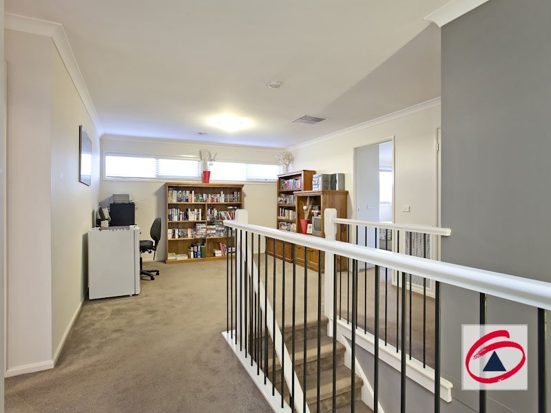 25 Arbour Rise, Pakenham VIC 3810