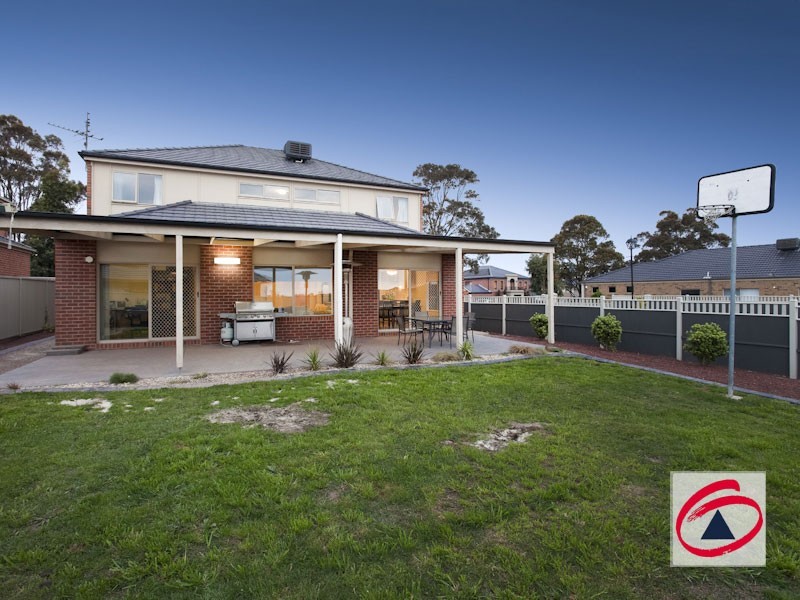 25 Arbour Rise, Pakenham VIC 3810