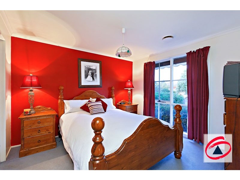 6 Isaac Court, Pakenham VIC 3810