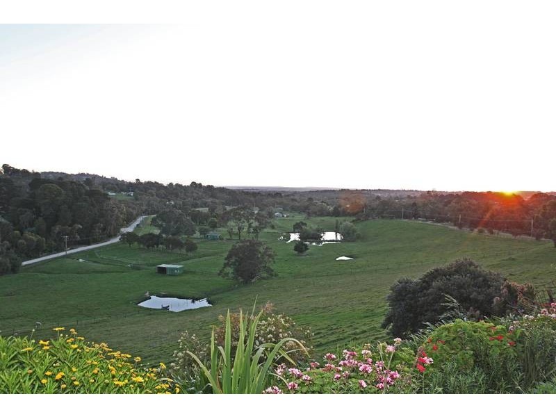 168 Quamby Road, Guys Hill VIC 3807