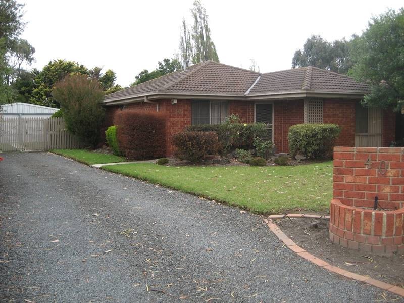 40 Bluegrass Crescent, Pakenham VIC 3810