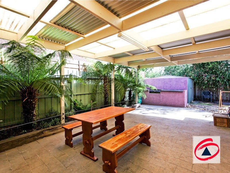 10 Broadbent Way, Pakenham VIC 3810