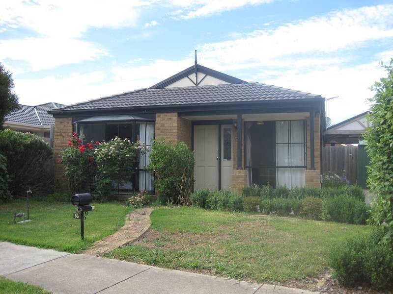 66 Leigh Drive, Pakenham VIC 3810