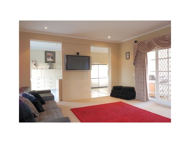 23 Tuscany Rise, Pakenham VIC 3810