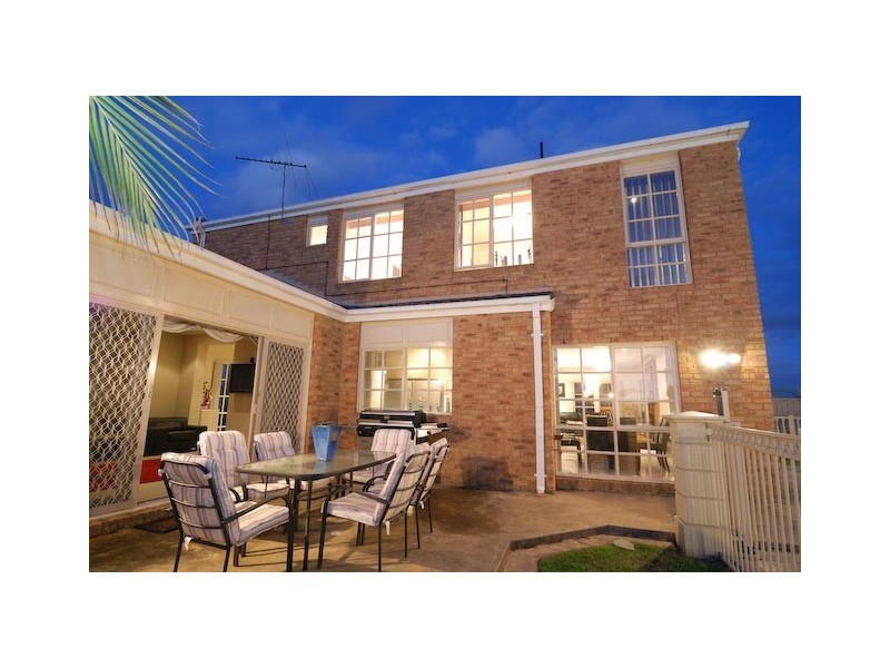 23 Tuscany Rise, Pakenham VIC 3810