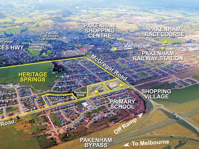 18 Sidney Nolan Place, Pakenham VIC 3810