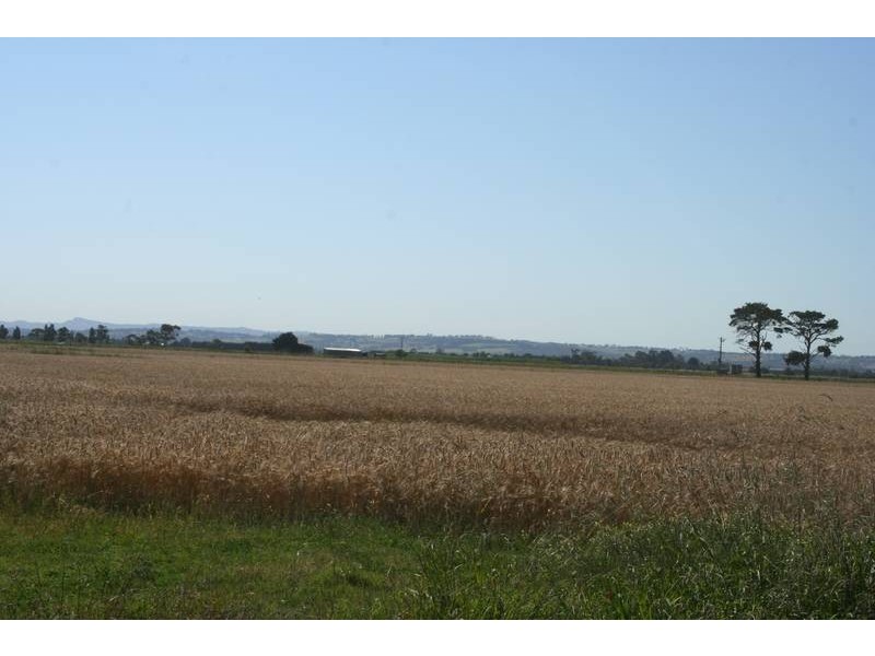 100 Bennetts Road, Catani VIC 3981