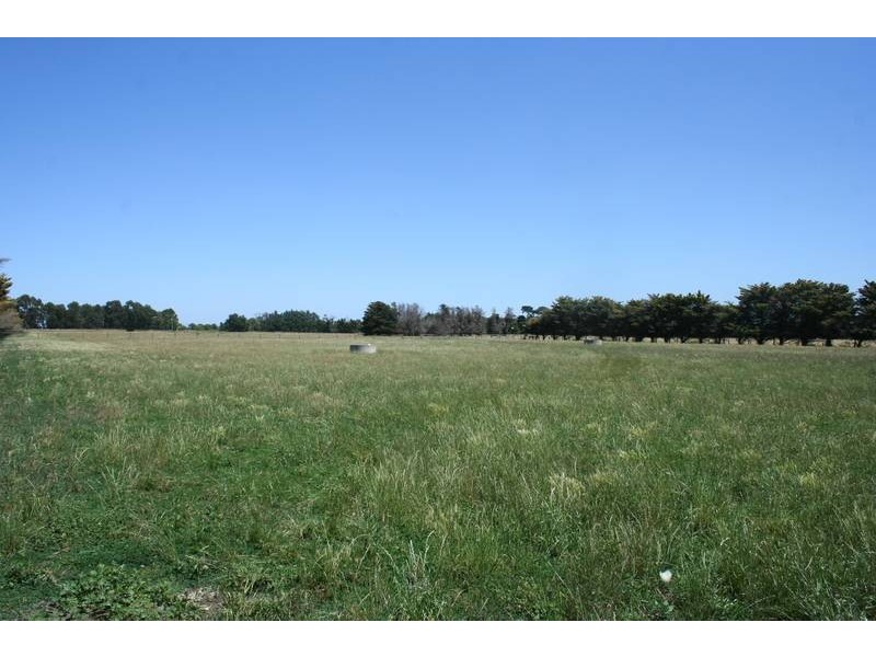 230 Eight Mile Road, Nar Nar Goon VIC 3812