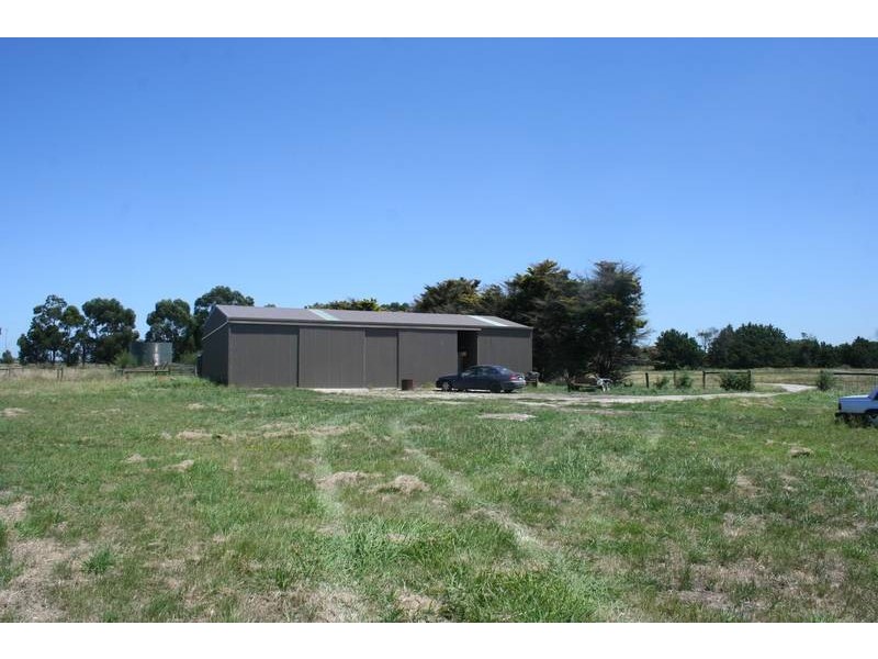230 Eight Mile Road, Nar Nar Goon VIC 3812