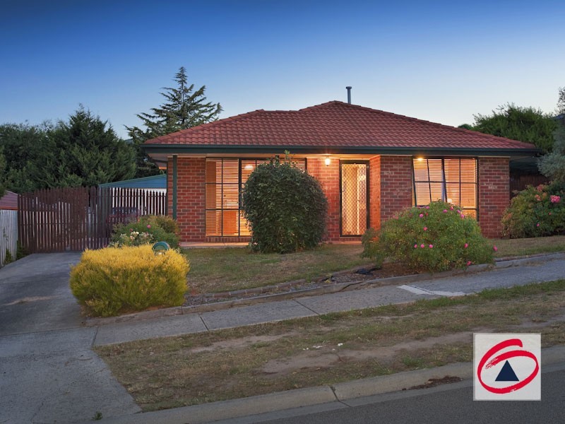 15 McGill Court, Pakenham VIC 3810