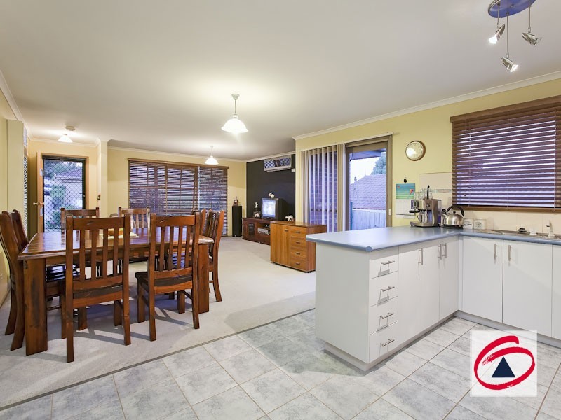 15 McGill Court, Pakenham VIC 3810