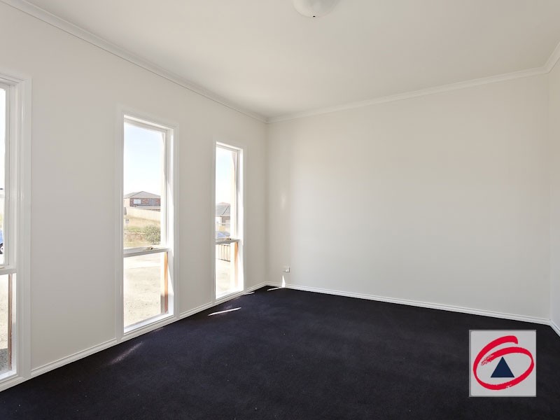 465 Charles Sturt Place, Pakenham VIC 3810