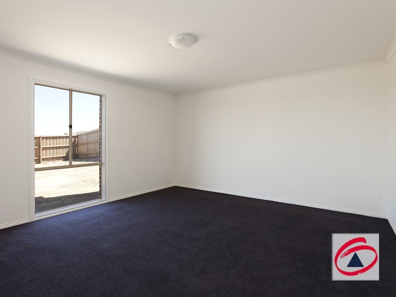 465 Charles Sturt Place, Pakenham VIC 3810