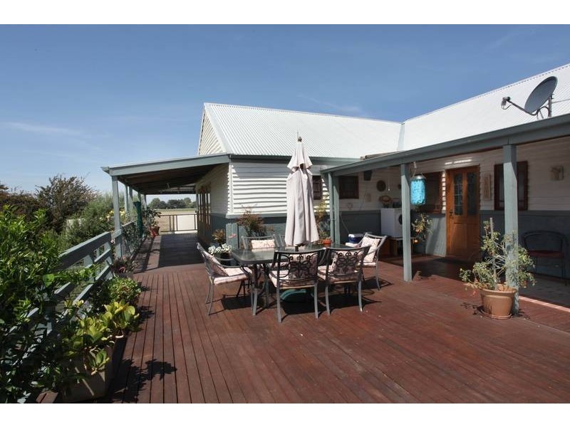 1255 Bunyip River Road, Garfield VIC 3814