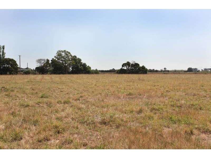 1255 Bunyip River Road, Garfield VIC 3814