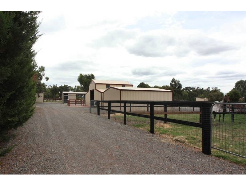 120 Sand Road, Longwarry VIC 3816