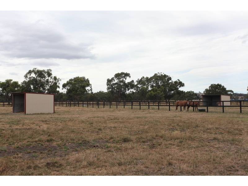 120 Sand Road, Longwarry VIC 3816