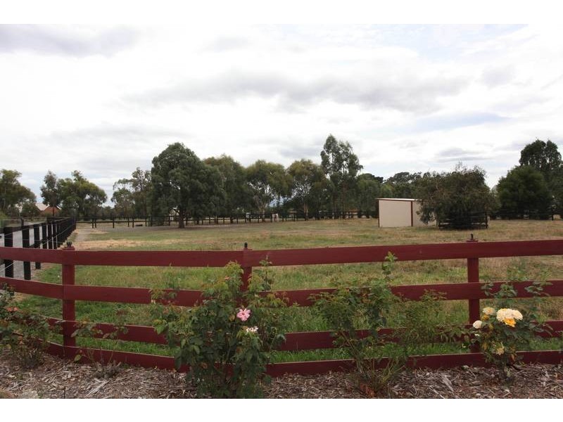 120 Sand Road, Longwarry VIC 3816