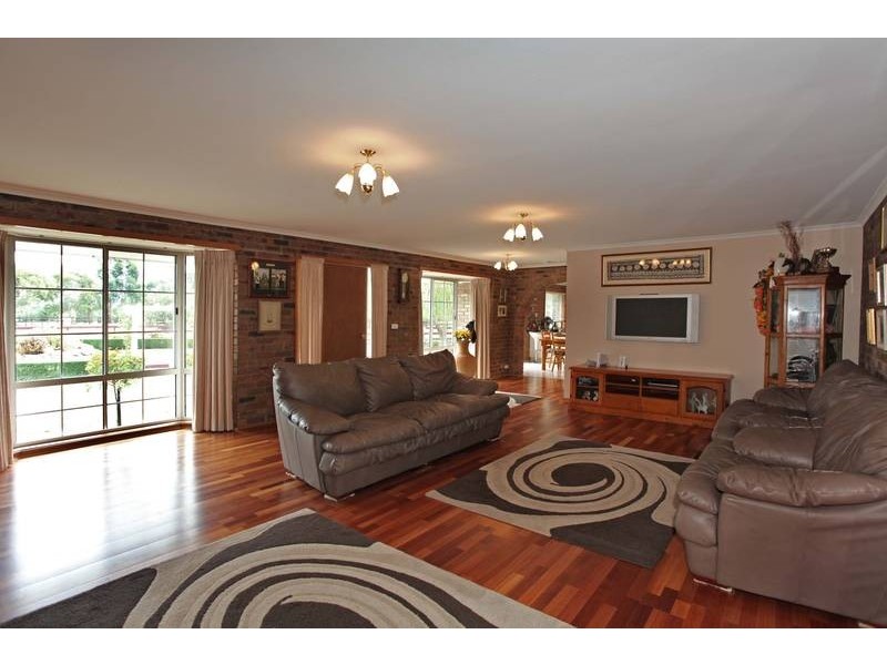 120 Sand Road, Longwarry VIC 3816