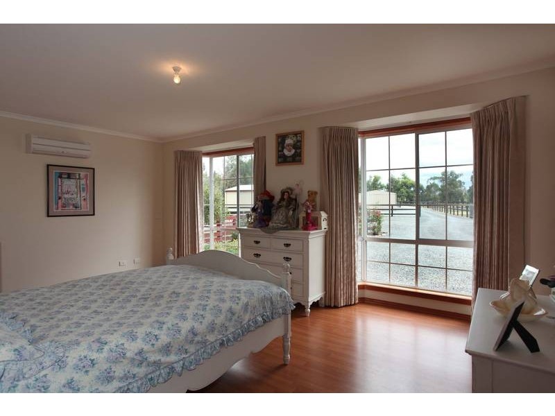 120 Sand Road, Longwarry VIC 3816