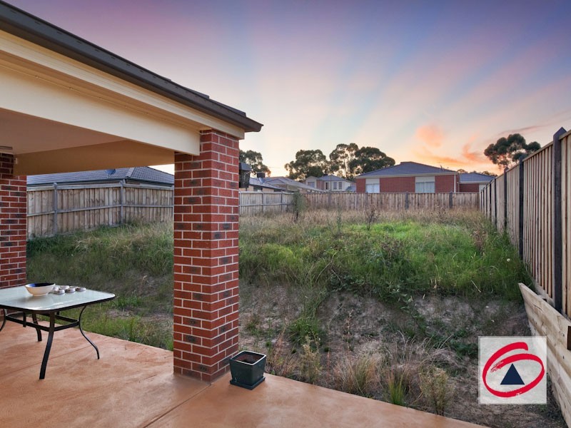 54 Tipperary Circuit, Pakenham VIC 3810