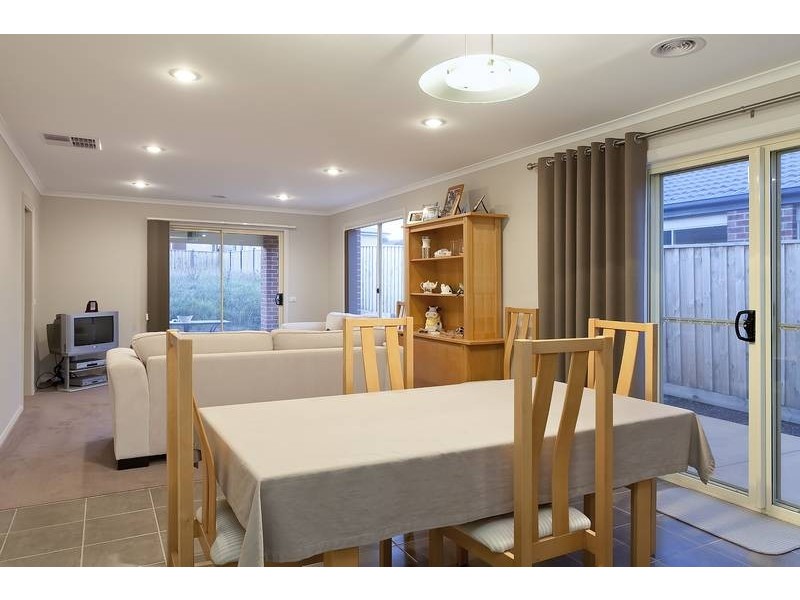 54 Tipperary Circuit, Pakenham VIC 3810