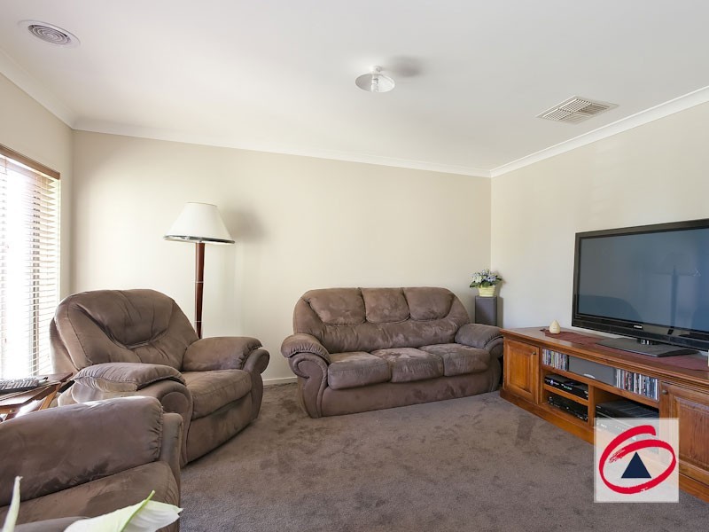 7 Eskdale Court, Pakenham VIC 3810