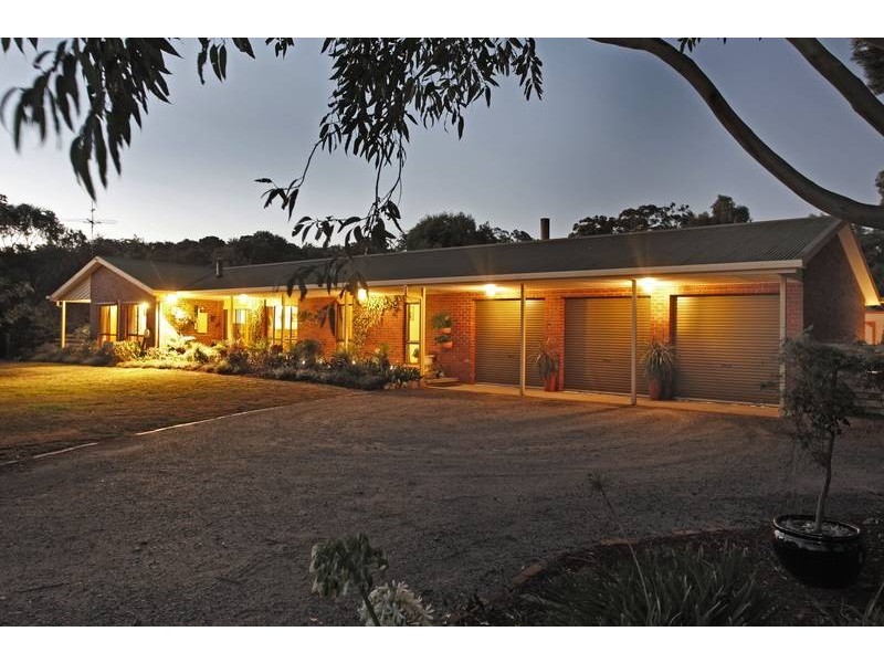 39 Riverside Avenue, Bunyip VIC 3815