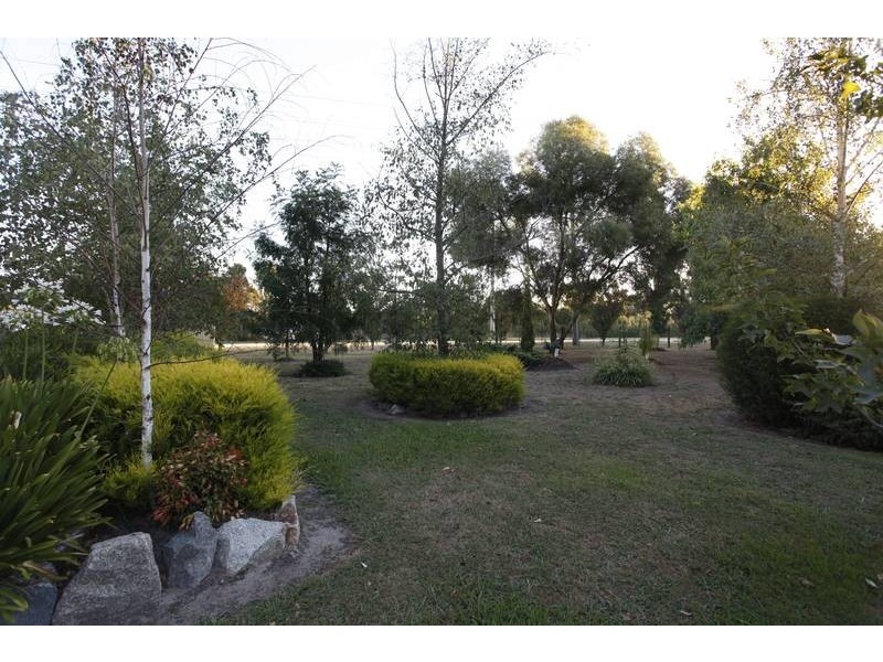 39 Riverside Avenue, Bunyip VIC 3815