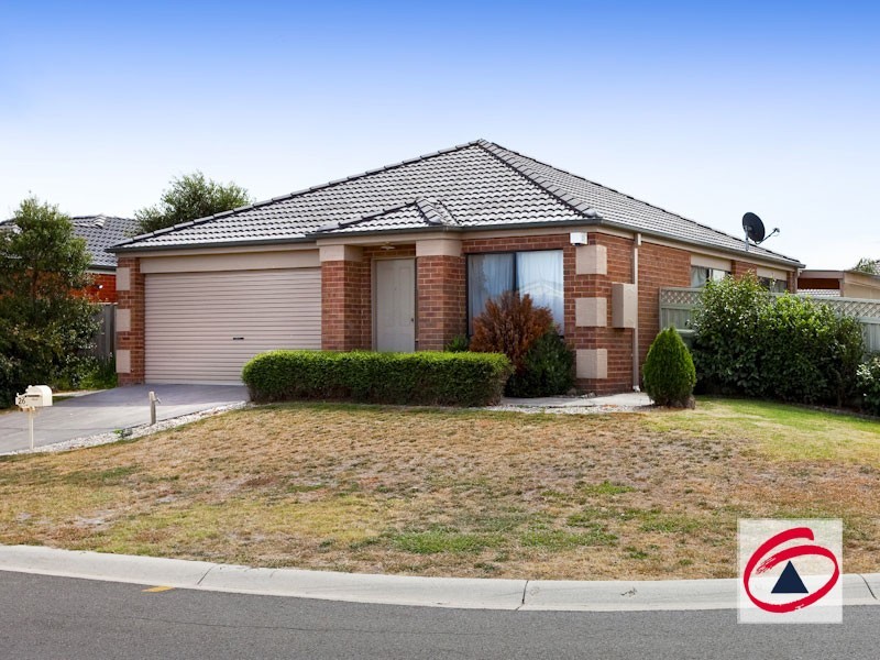 26 Spring Circuit, Pakenham VIC 3810