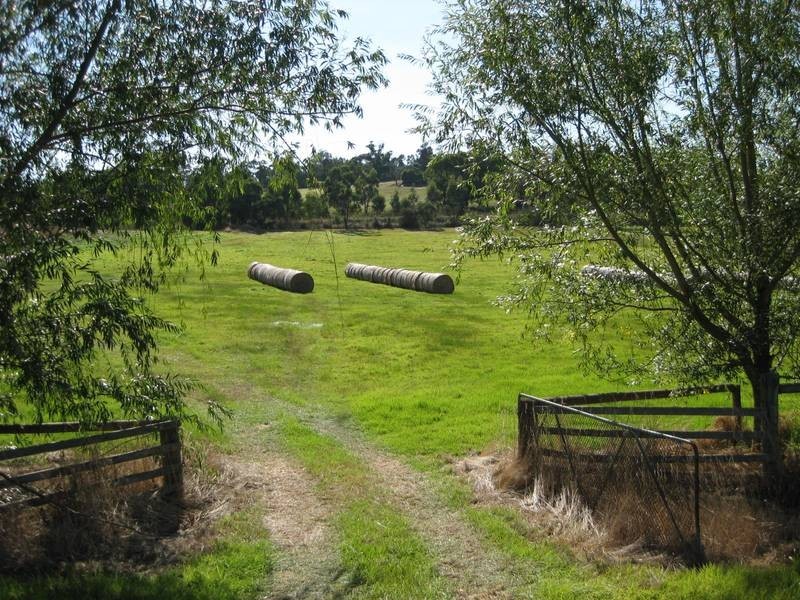 Lot 2, 450 Bessie Creek Road, Nar Nar Goon North VIC 3812