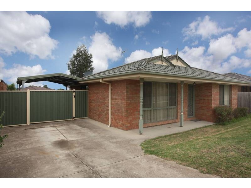 190 Racecourse Road North, Pakenham VIC 3810