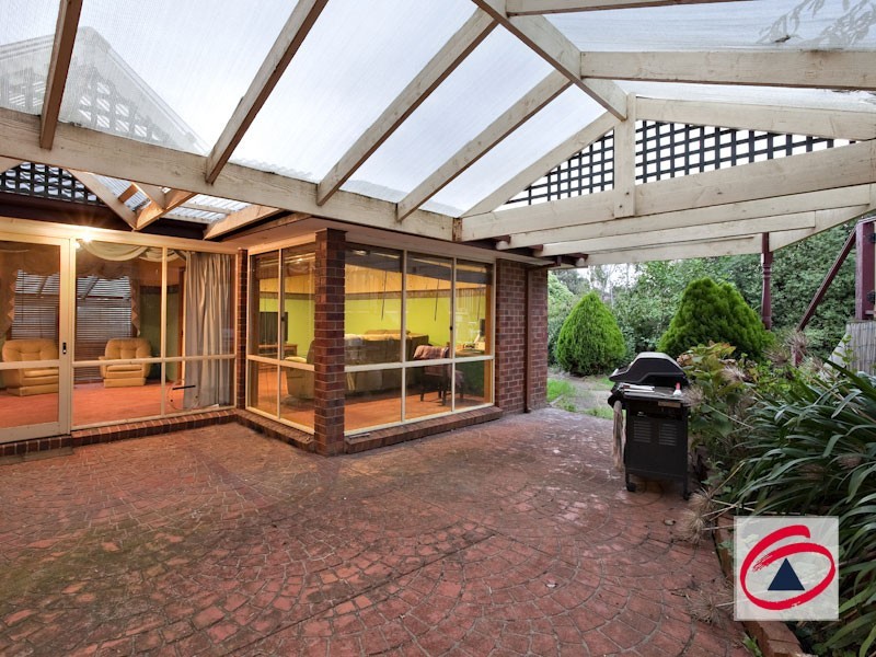 1 Rachael Court, Pakenham VIC 3810