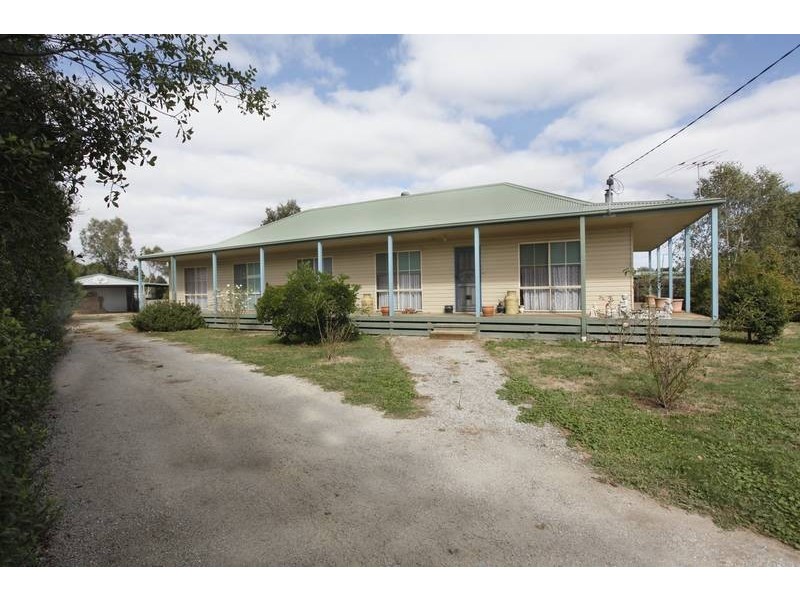 29 Mulcare Street, Nar Nar Goon VIC 3812