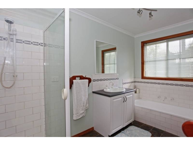 29 Mulcare Street, Nar Nar Goon VIC 3812