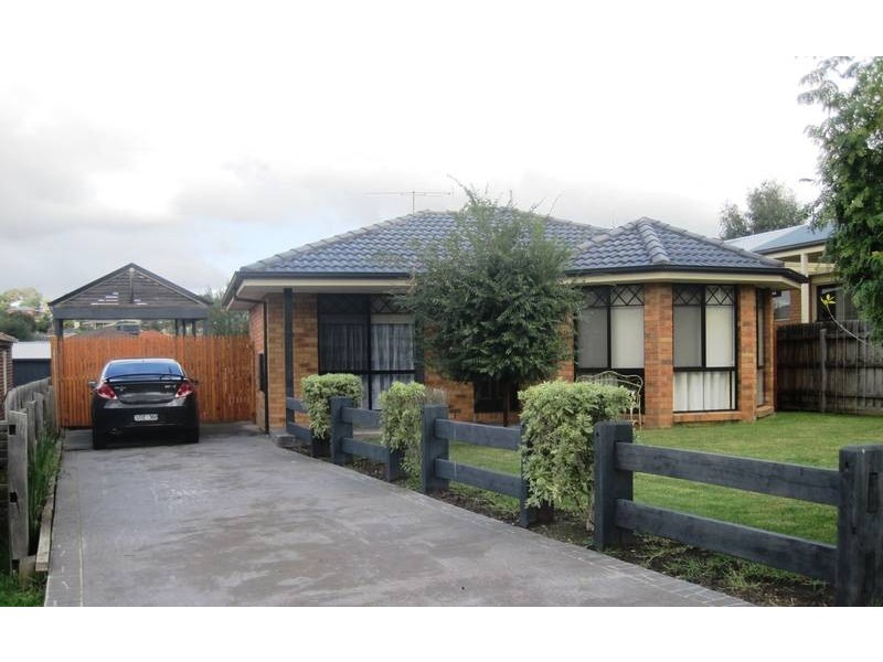 11 Shetland Court, Pakenham VIC 3810