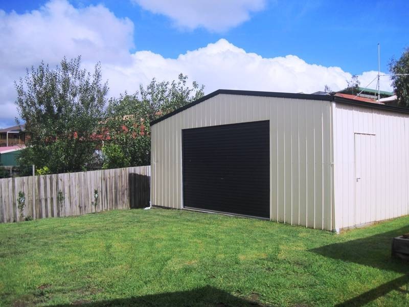 11 Shetland Court, Pakenham VIC 3810