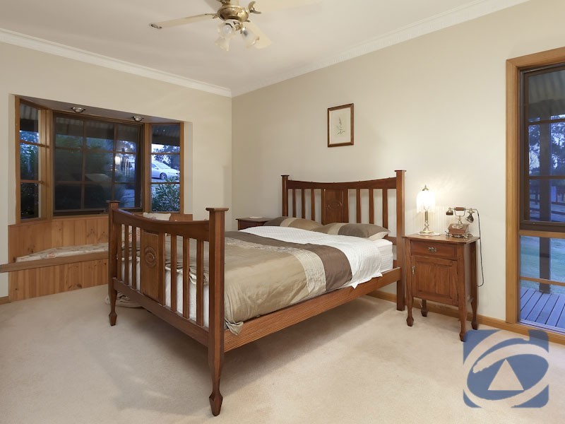 195 Huxtable Road, Pakenham Upper VIC 3810