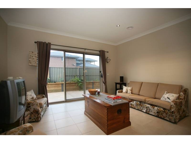 6 Heron Close, Pakenham VIC 3810