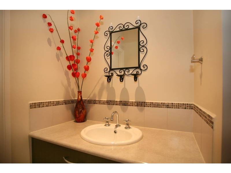 6 Heron Close, Pakenham VIC 3810