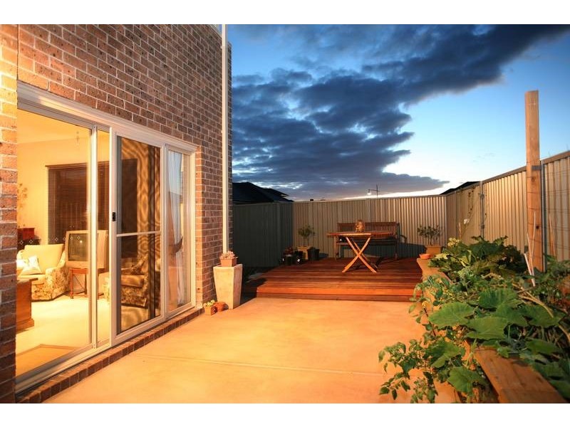 6 Heron Close, Pakenham VIC 3810