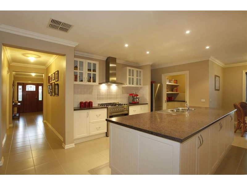 56 Jefferson Road, Garfield VIC 3814