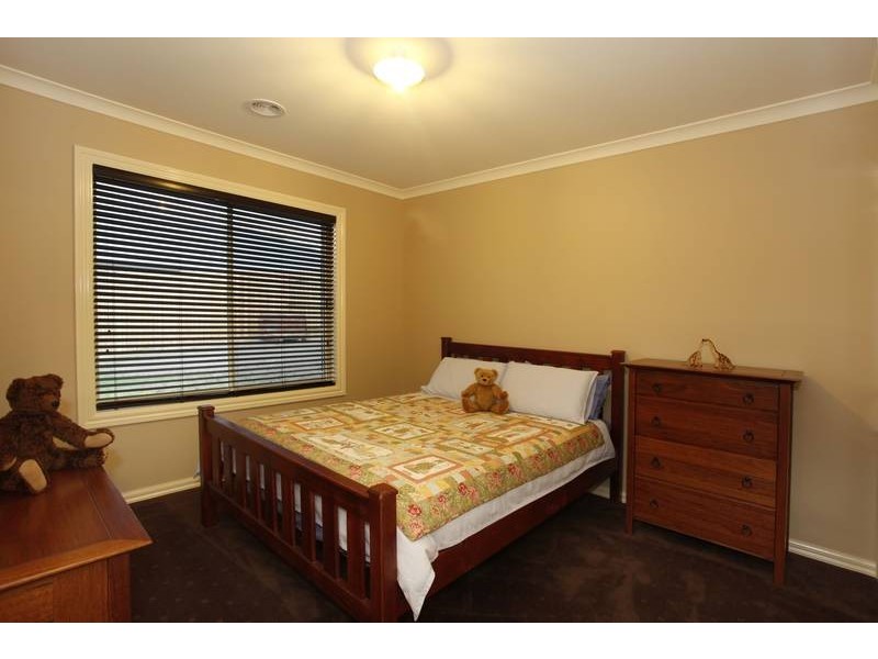 56 Jefferson Road, Garfield VIC 3814