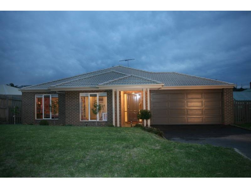 3 Teriki Place, Garfield VIC 3814