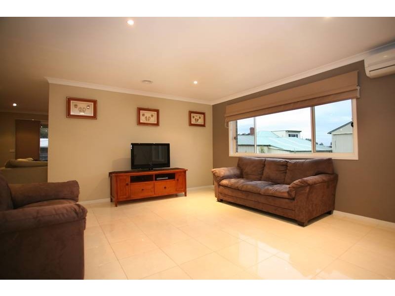 3 Teriki Place, Garfield VIC 3814
