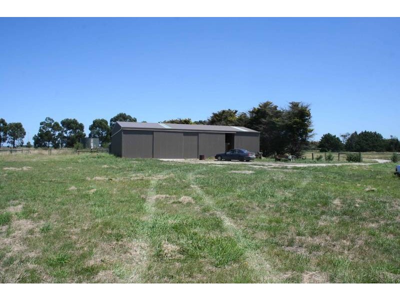 230 Eight Mile Road, Nar Nar Goon VIC 3812