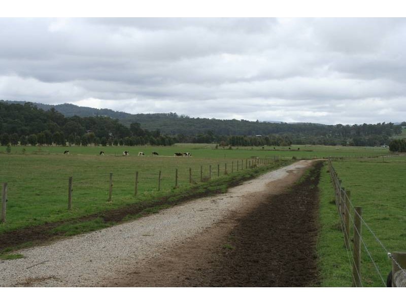 105 McConnell Road, Bunyip North VIC 3815