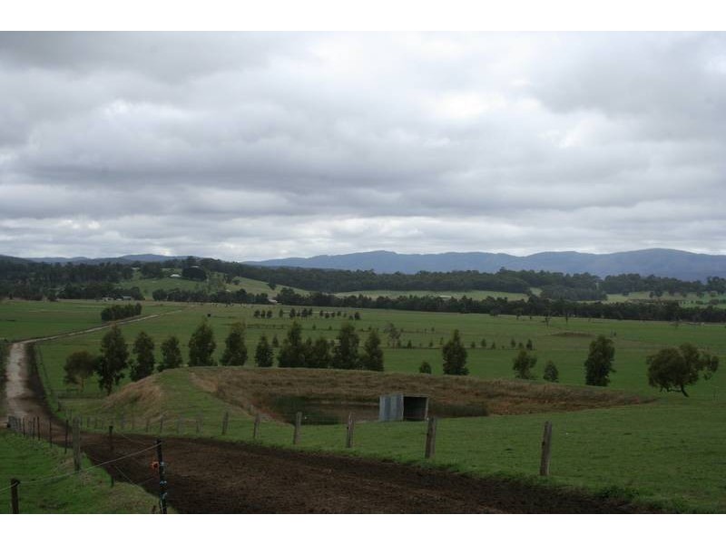 105 McConnell Road, Bunyip North VIC 3815